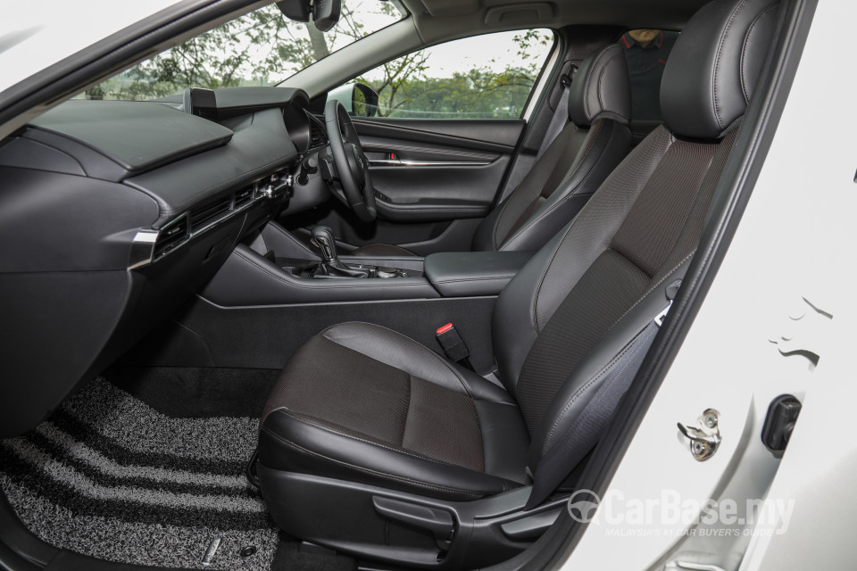Mazda 3 Sedan BP (2019) Interior