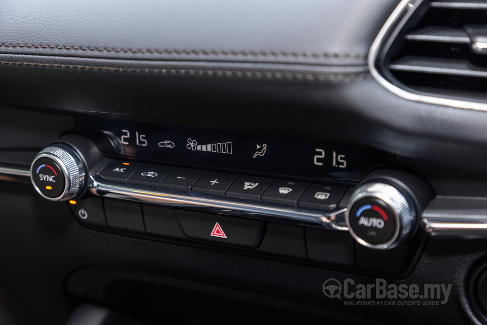 Mazda 3 Sedan BP (2019) Interior
