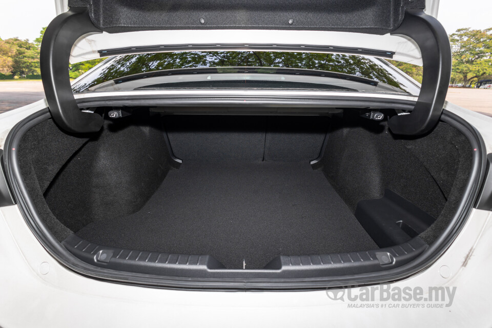 Mazda 3 Sedan BP (2019) Interior