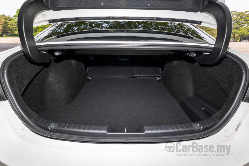 Mazda 3 Sedan BP (2019) Interior