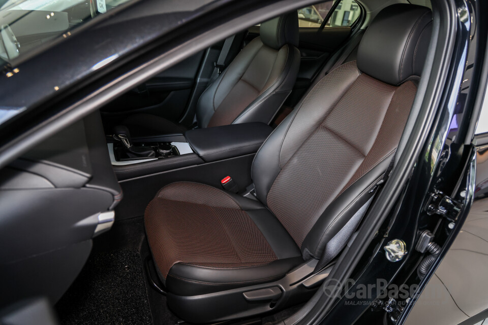 Mazda 3 Sedan BP (2019) Interior