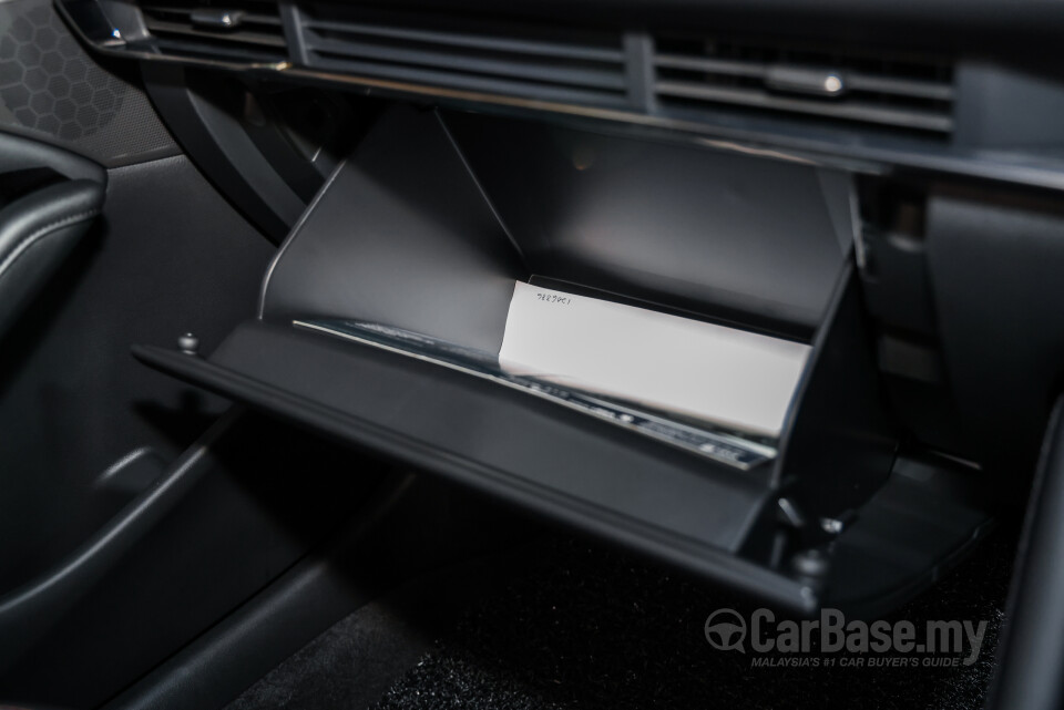 Mazda 3 Sedan BP (2019) Interior
