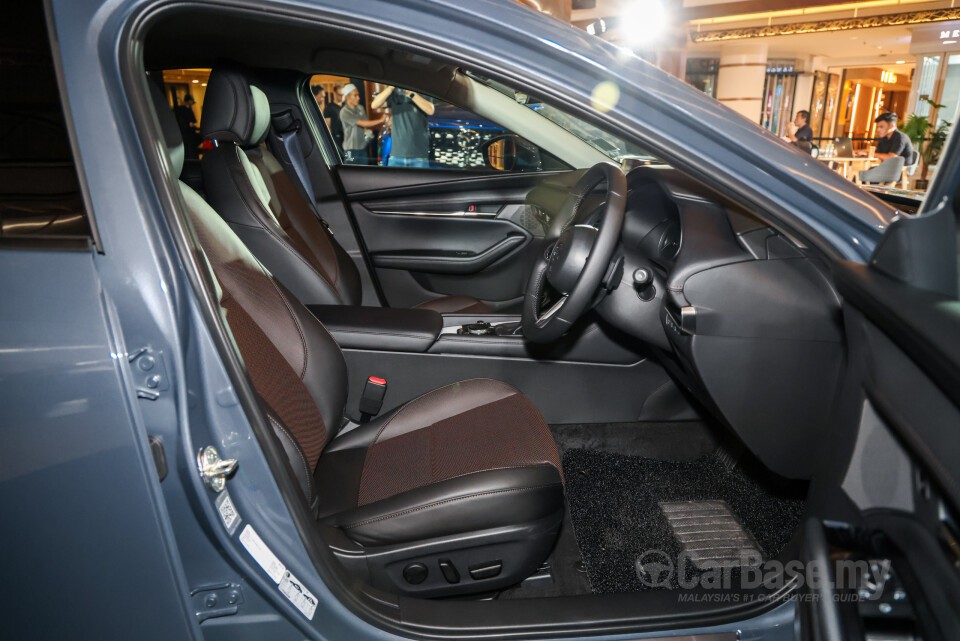 Mazda 3 Sedan BP (2019) Interior