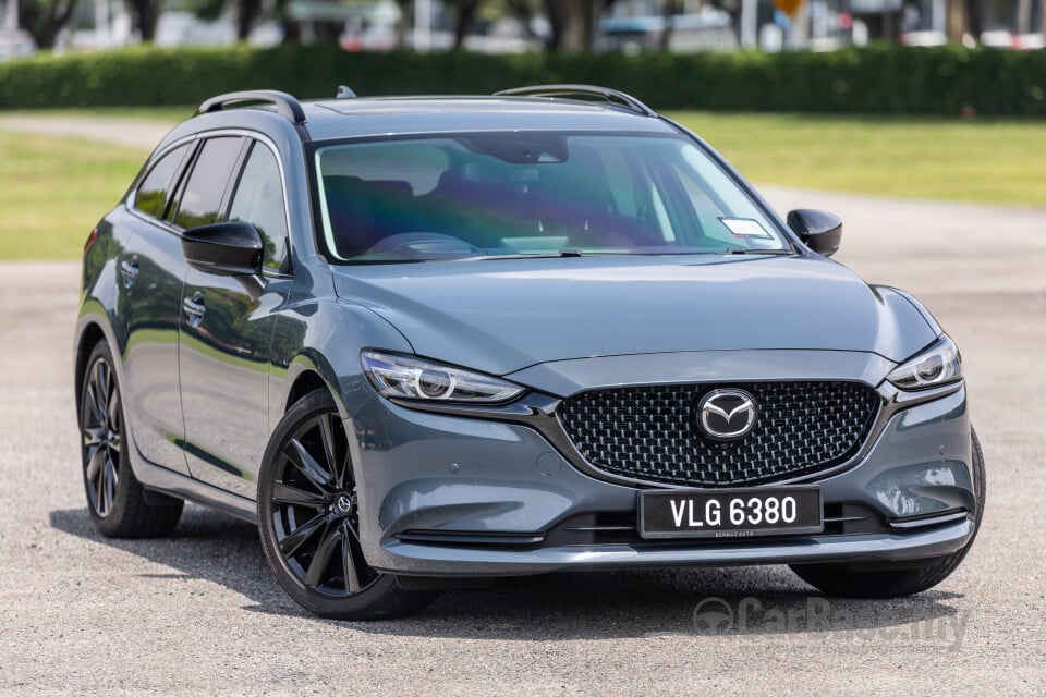 Mazda 6 Grand Touring GJ Facelift (2015) Exterior