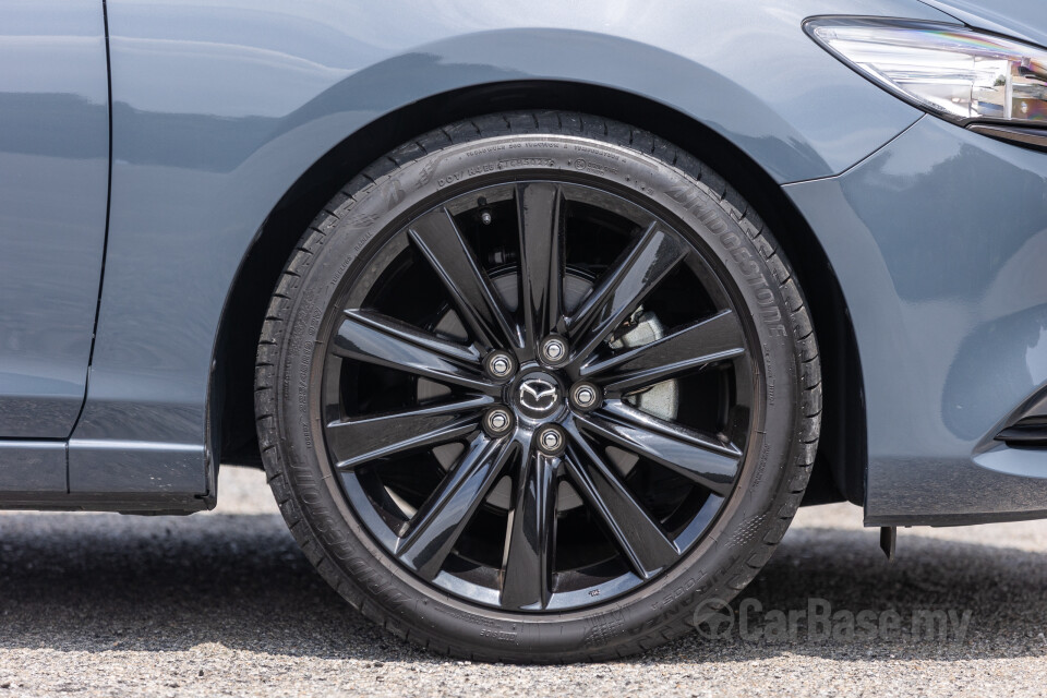 Mazda 6 Grand Touring GJ Facelift (2015) Exterior