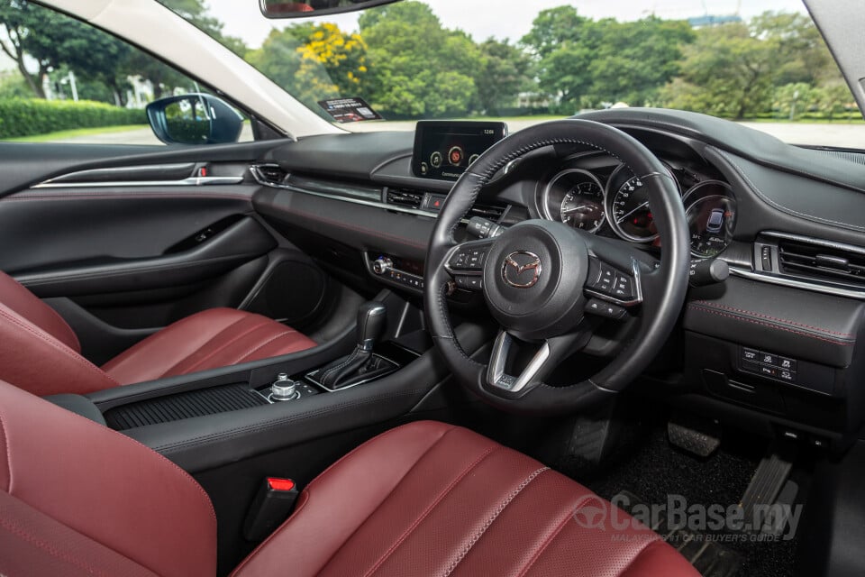 Mazda 6 Grand Touring GJ Facelift (2015) Interior