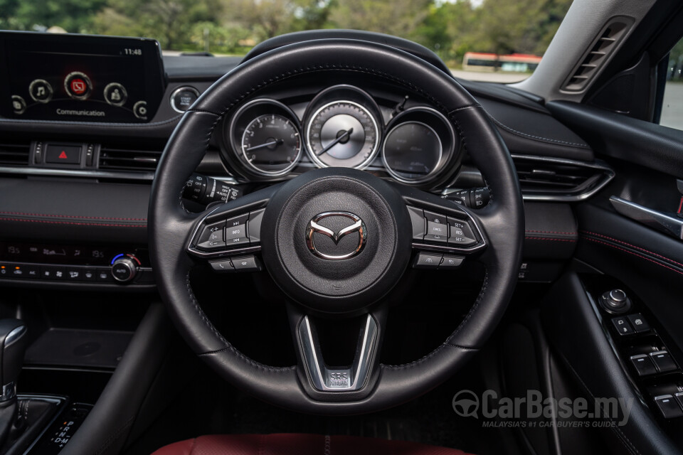 Mazda 6 Grand Touring GJ Facelift (2015) Interior