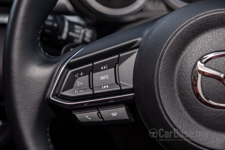 Mazda 6 Grand Touring GJ Facelift (2015) Interior