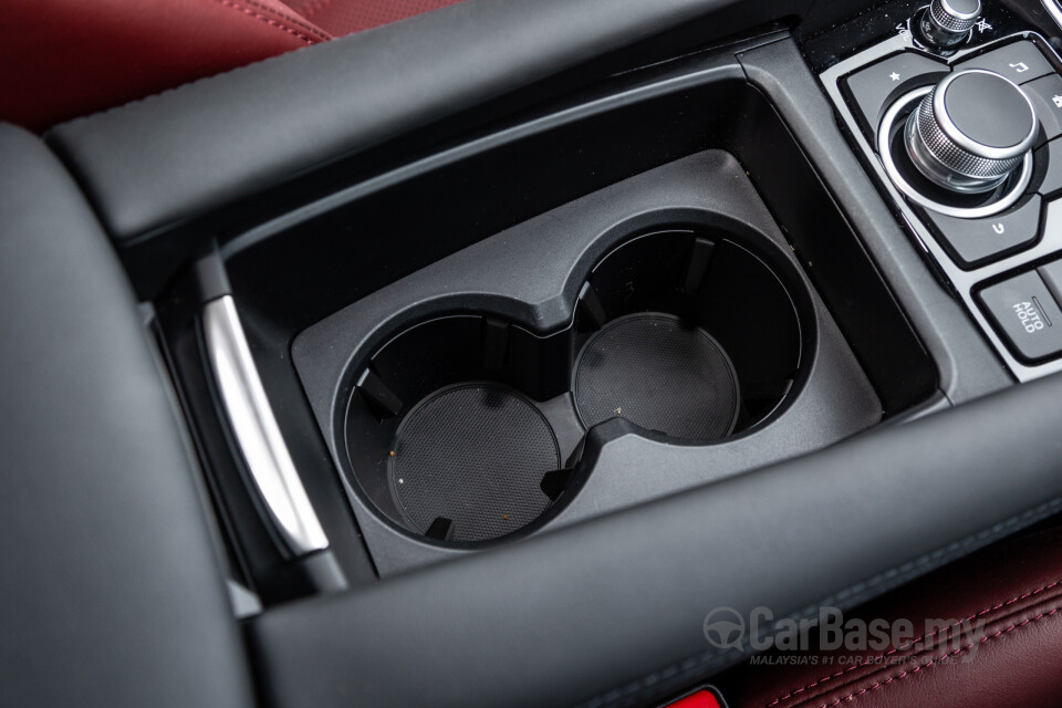 Mazda 6 Grand Touring GJ Facelift (2015) Interior