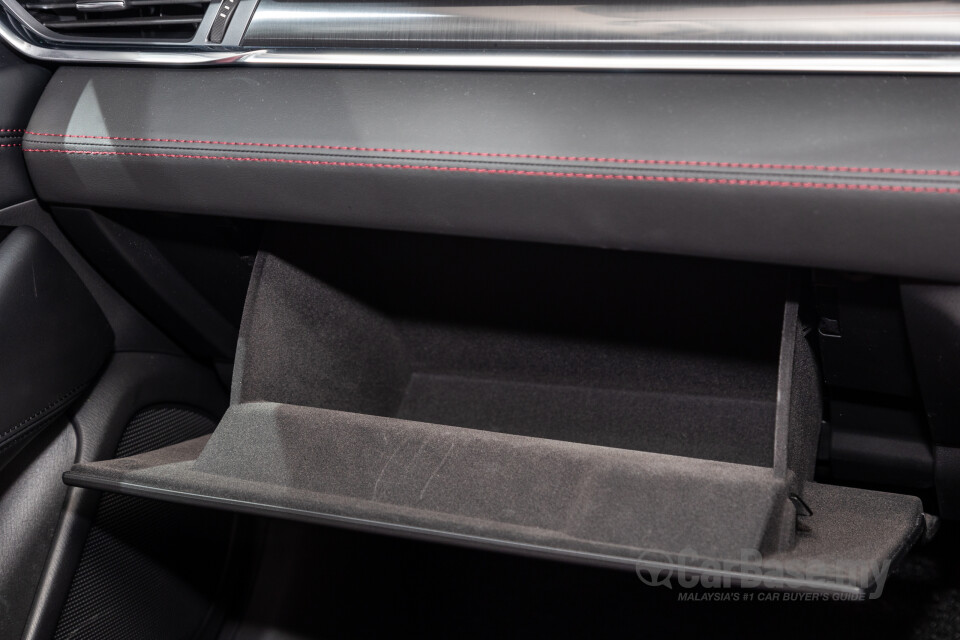 Mazda 6 Grand Touring GJ Facelift (2015) Interior