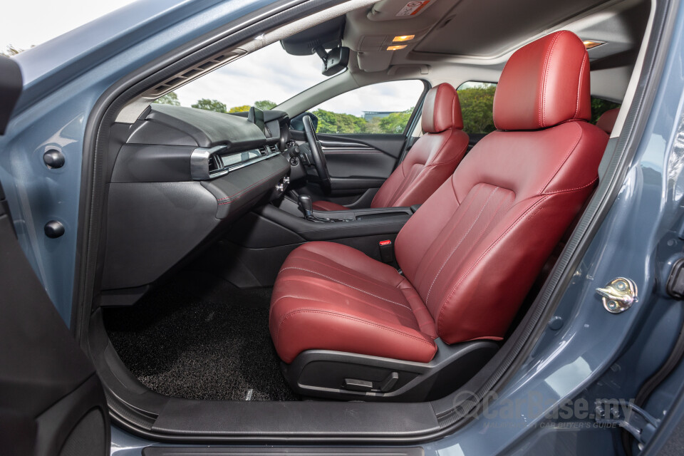 Mazda 6 Grand Touring GJ Facelift (2015) Interior