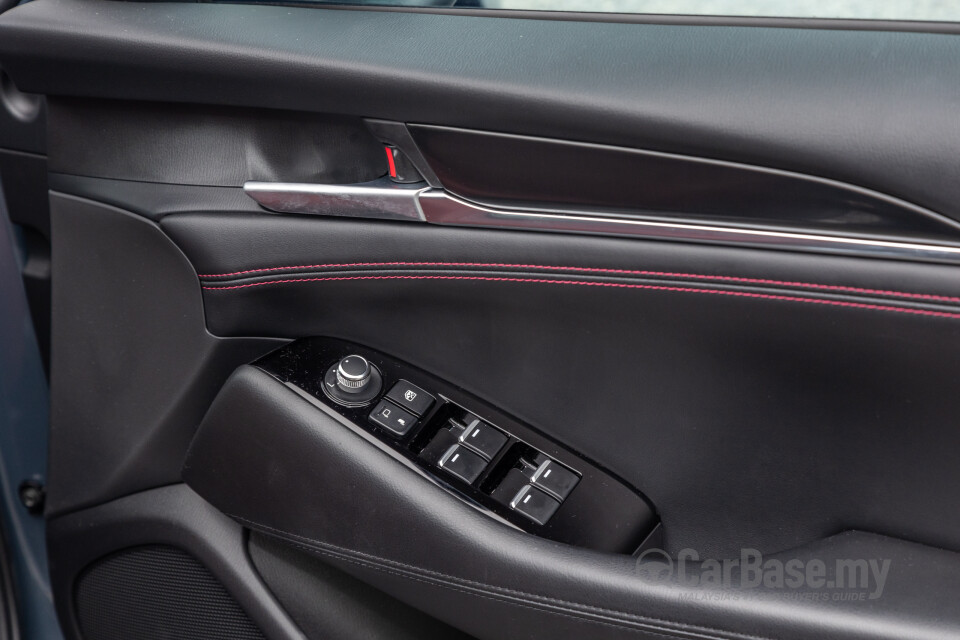Mazda 6 Grand Touring GJ Facelift (2015) Interior