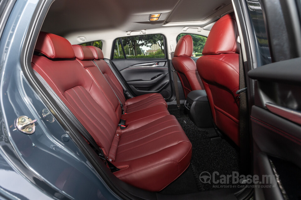 Mazda 6 Grand Touring GJ Facelift (2015) Interior