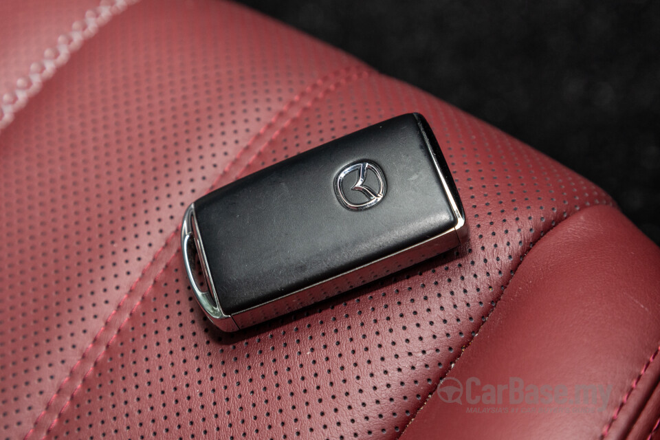 Mazda 6 Grand Touring GJ Facelift (2015) Interior