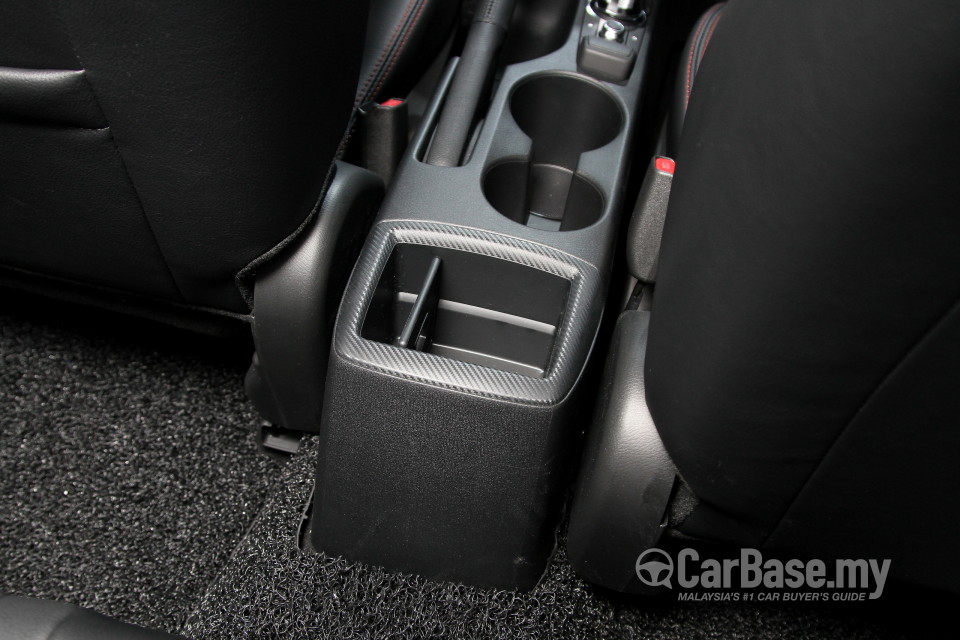 Mazda 2 Sedan DJ Sedan (2015) Interior