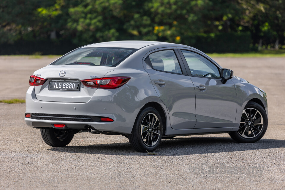 Mazda 2 Sedan DJ Sedan Facelift (2020) Exterior