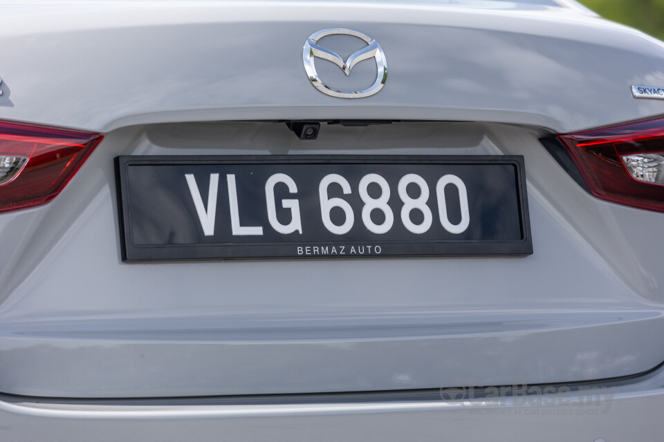 Mazda 2 Sedan DJ Sedan Facelift (2020) Exterior