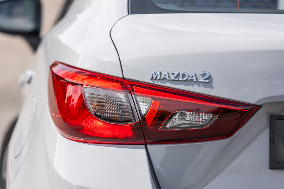 Mazda 2 Sedan DJ Sedan Facelift (2020) Exterior