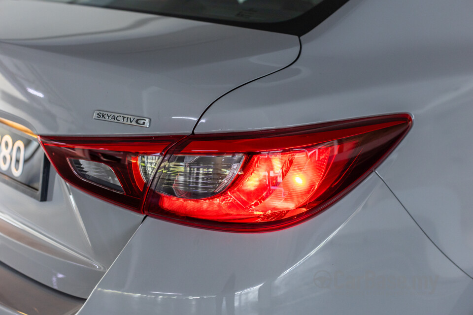Mazda 2 Sedan DJ Sedan Facelift (2020) Exterior