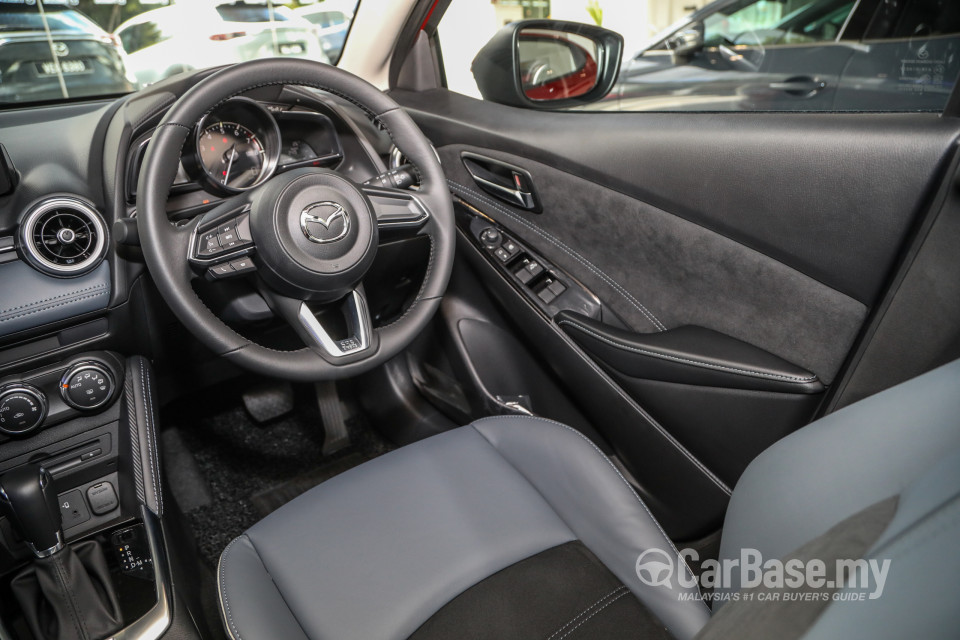 Mazda 2 Sedan DJ Sedan Facelift (2020) Interior
