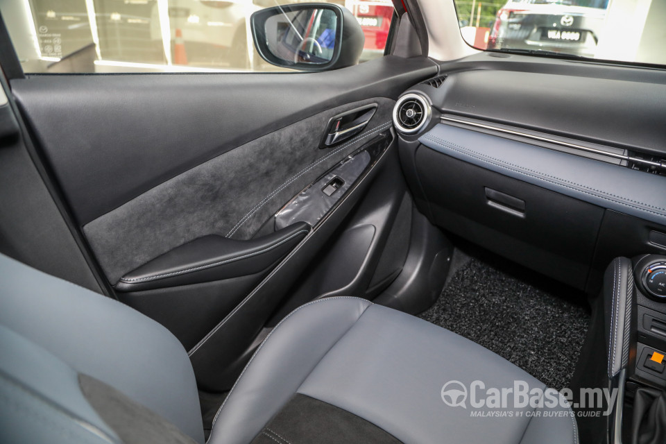 Mazda 2 Sedan DJ Sedan Facelift (2020) Interior