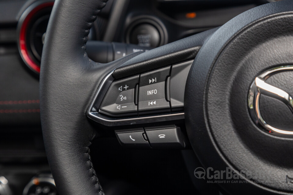 Mazda 2 Sedan DJ Sedan Facelift (2020) Interior