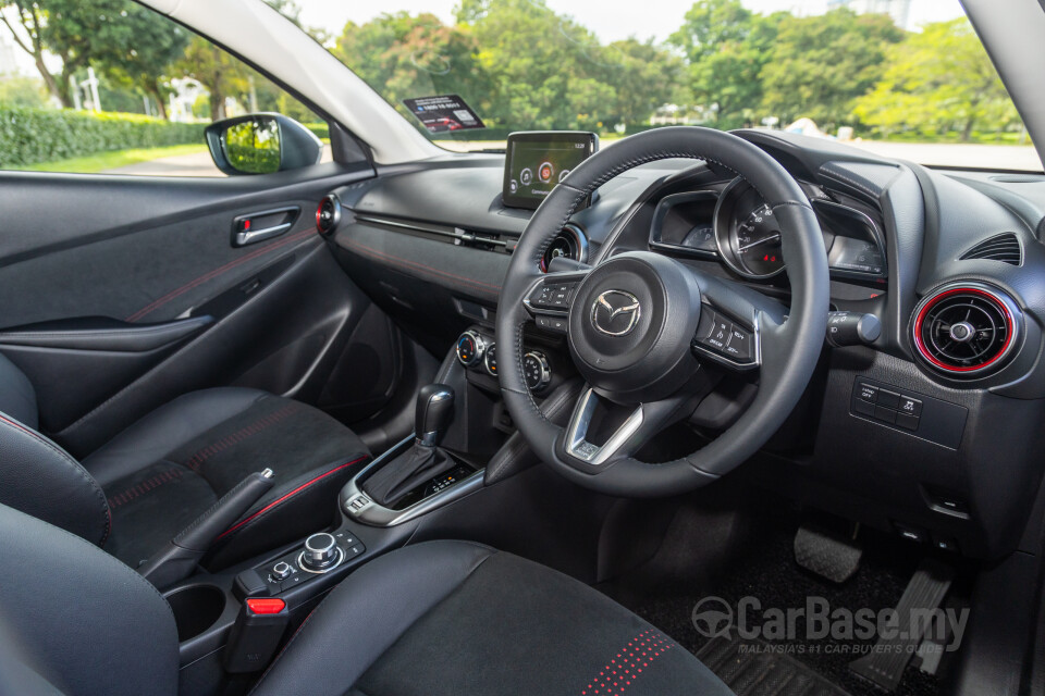Mazda 2 Sedan DJ Sedan Facelift (2020) Interior