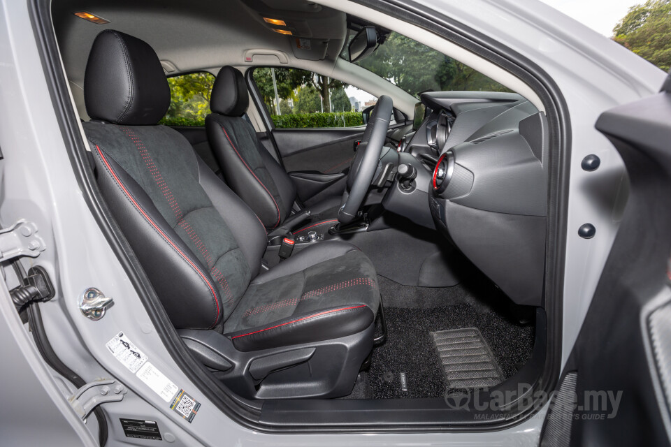 Mazda 2 Sedan DJ Sedan Facelift (2020) Interior
