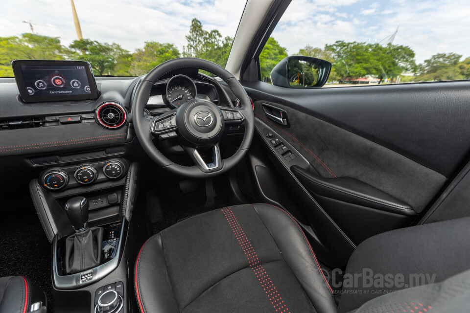 Mazda 2 Sedan DJ Sedan Facelift (2020) Interior