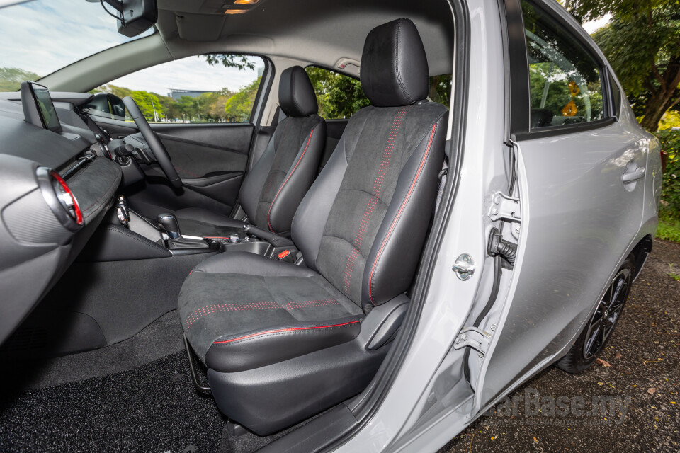 Mazda 2 Sedan DJ Sedan Facelift (2020) Interior
