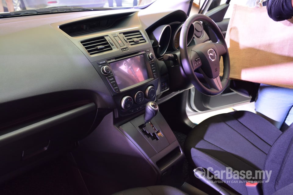 Mazda 5 Mk2 (2010) Interior