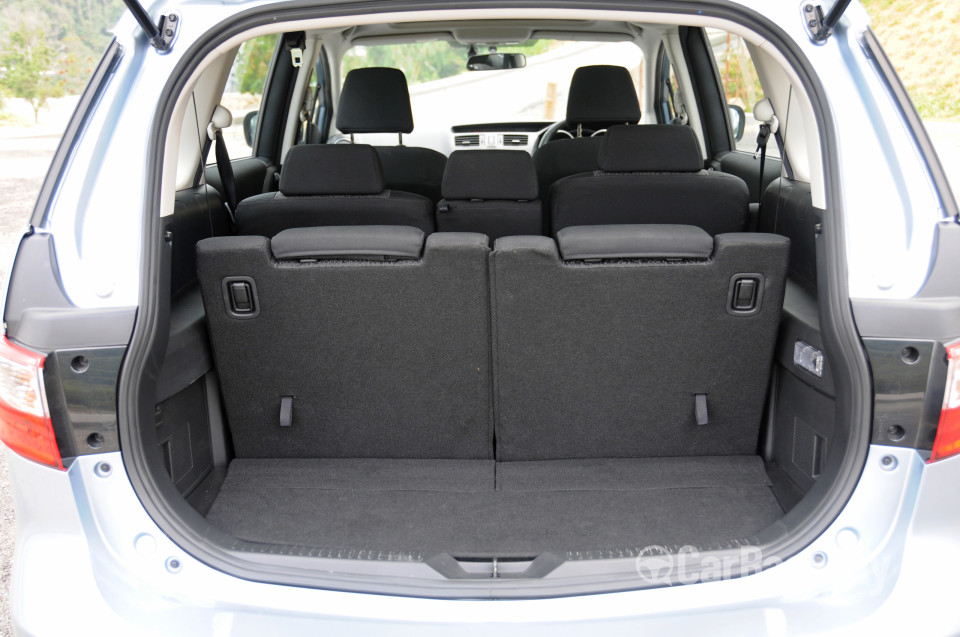 Mazda 5 Mk2 (2010) Interior