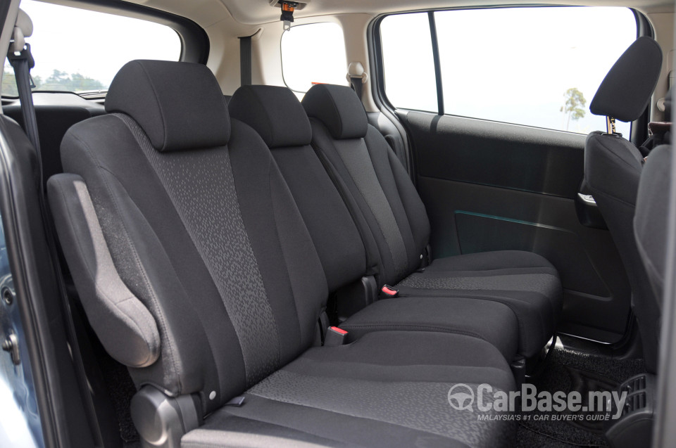 Mazda 5 Mk2 (2010) Interior