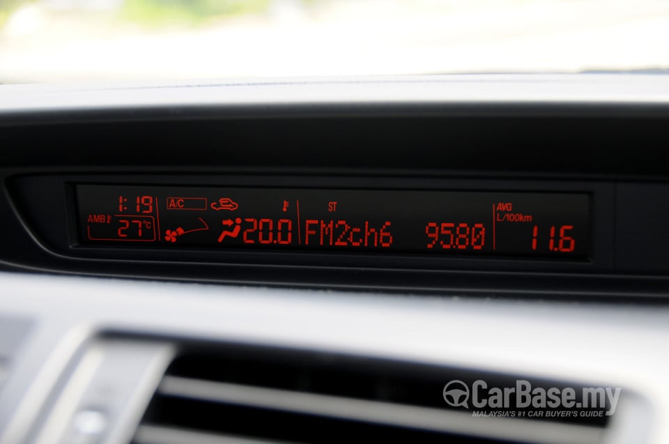 Mazda 5 Mk2 (2010) Interior