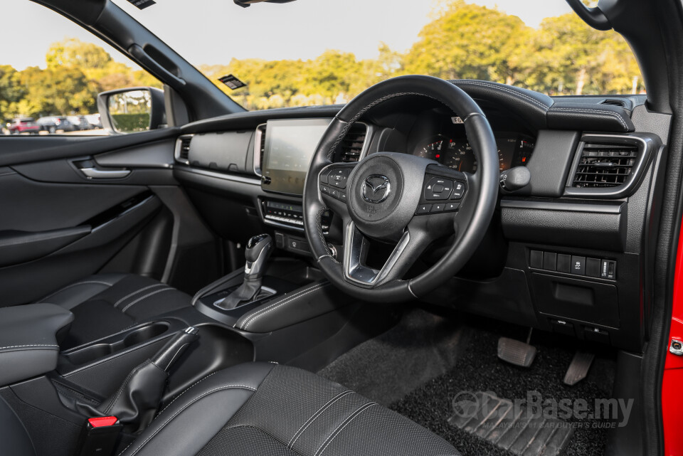 Mazda BT-50 TF Facelift (2025) Interior