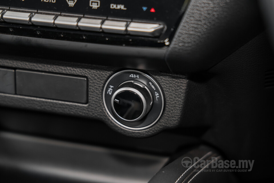 Mazda BT-50 TF Facelift (2025) Interior