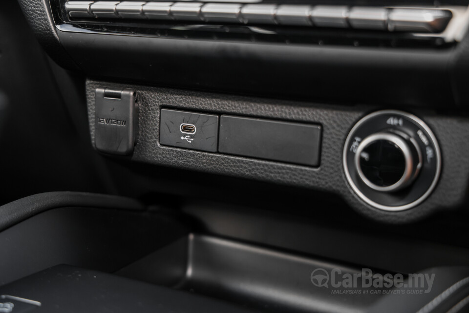 Mazda BT-50 TF Facelift (2025) Interior