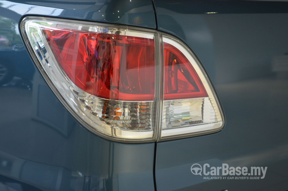 Mazda BT-50 Mk2 (2012) Exterior