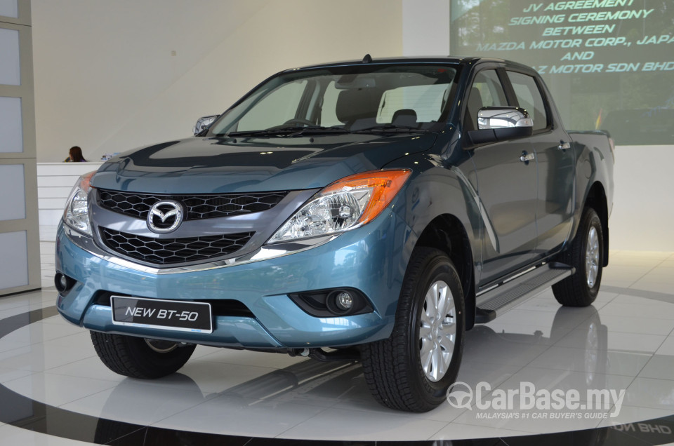 Mazda BT-50 Mk2 (2012) Exterior