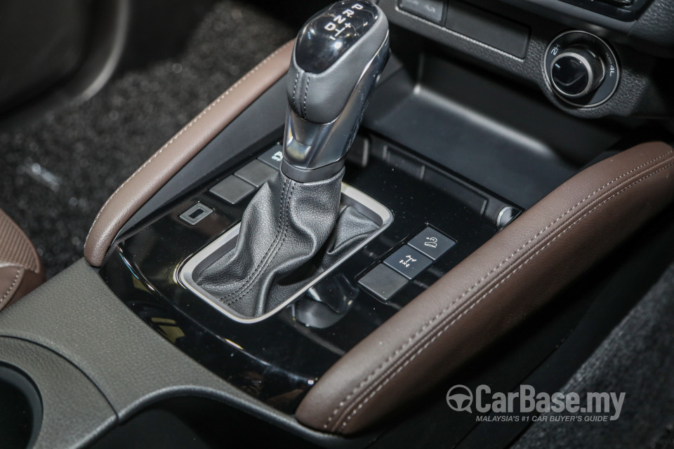 Mazda BT-50 TF (2021) Interior
