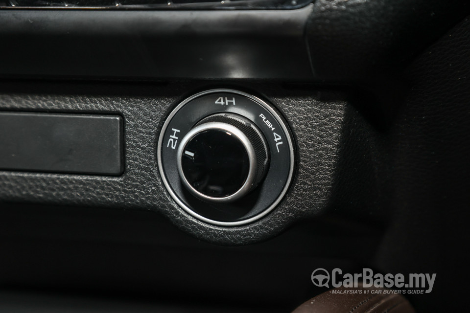 Mazda BT-50 TF (2021) Interior