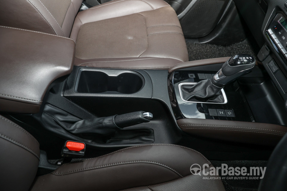 Mazda BT-50 TF (2021) Interior