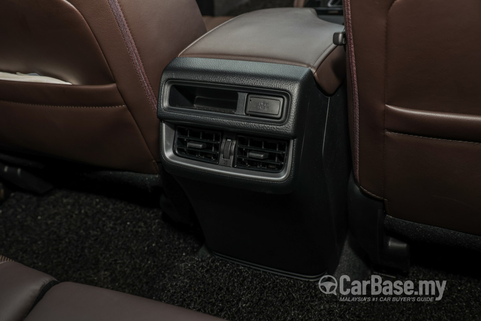 Mazda BT-50 TF (2021) Interior
