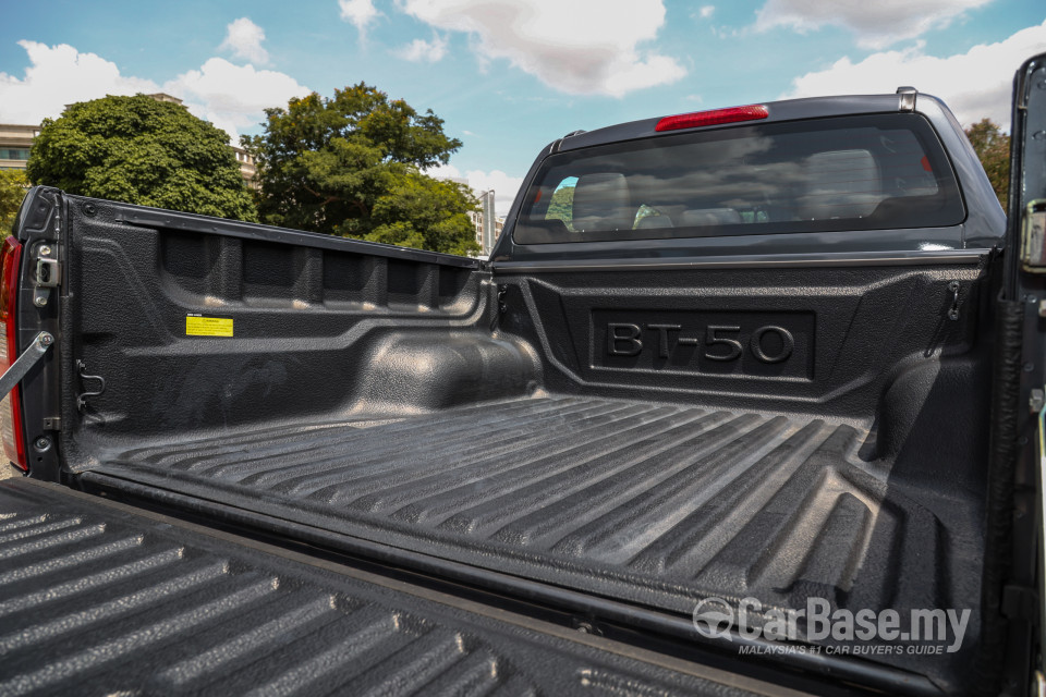 Mazda BT-50 TF (2021) Interior