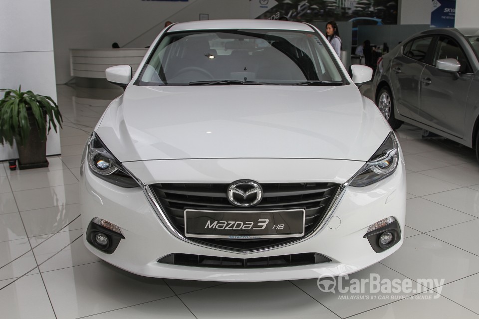 Mazda 3 Hatchback BM (2015) Exterior