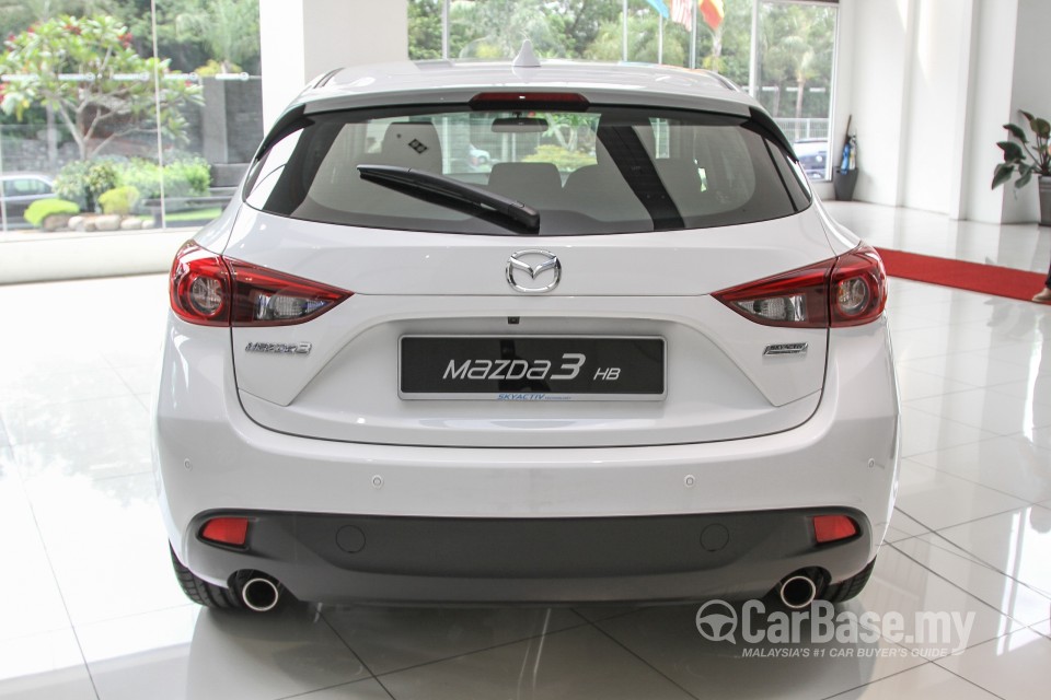Mazda 3 Hatchback BM (2015) Exterior