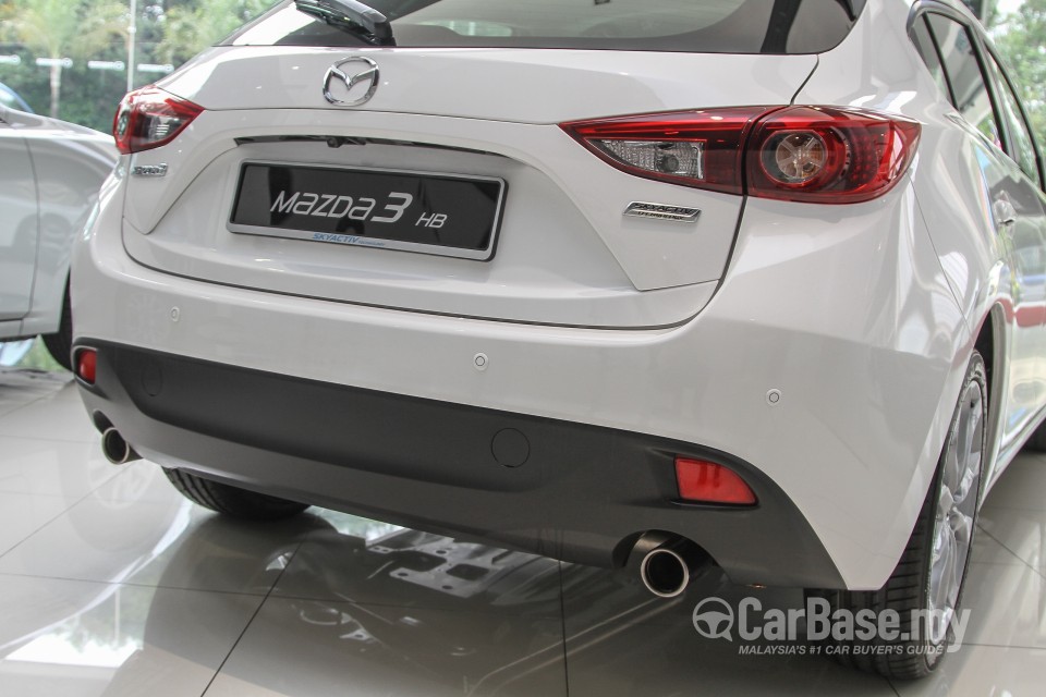Mazda 3 Hatchback BM (2015) Exterior