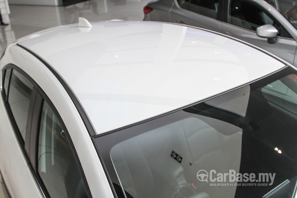 Mazda 3 Hatchback BM (2015) Exterior
