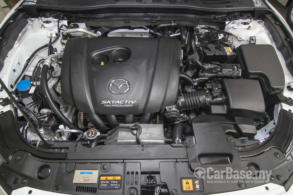Mazda 3 Hatchback BM (2015) Exterior