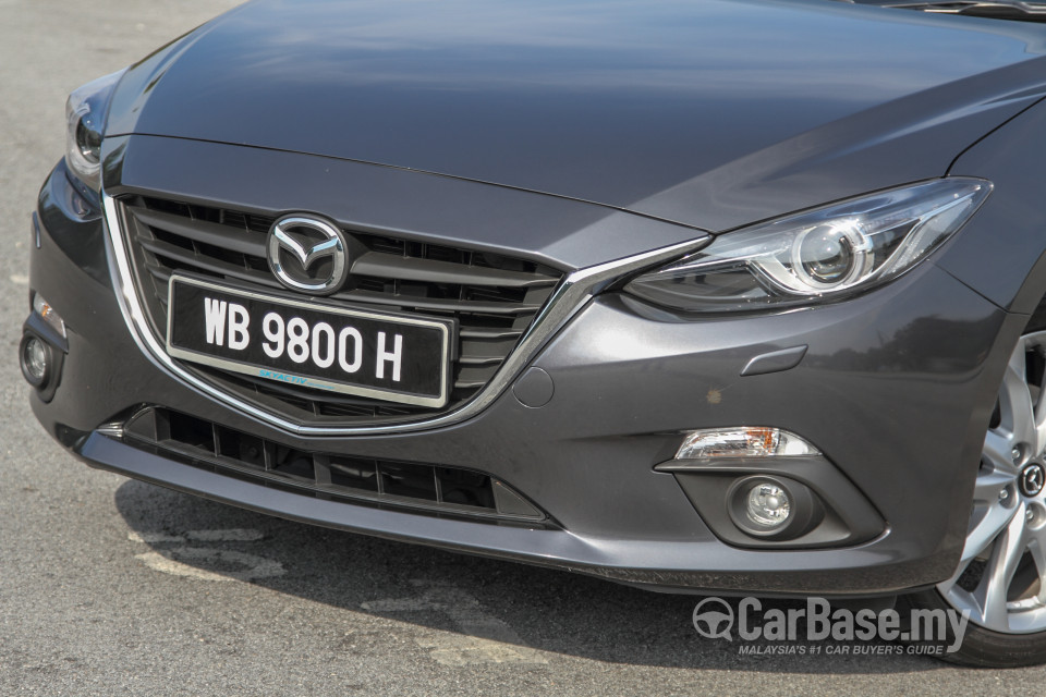 Mazda 3 Hatchback BM (2015) Exterior